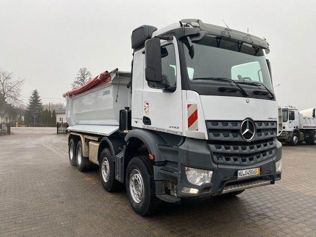 Mercedes-Benz AROCS 3743 - Caminhão basculante: foto 4 Mercedes-Benz AROCS 3743 - Caminhão basculante: foto 4