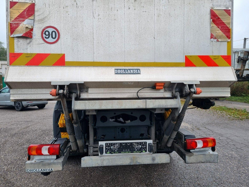 Mercedes-Benz ATEGO 1323 4x4 Refrigerated CARRIER XARIOS 600MT + Tail Lift - Caminhão frigorífico: foto 4 Mercedes-Benz ATEGO 1323 4x4 Refrigerated CARRIER XARIOS 600MT + Tail Lift - Caminhão frigorífico: foto 4