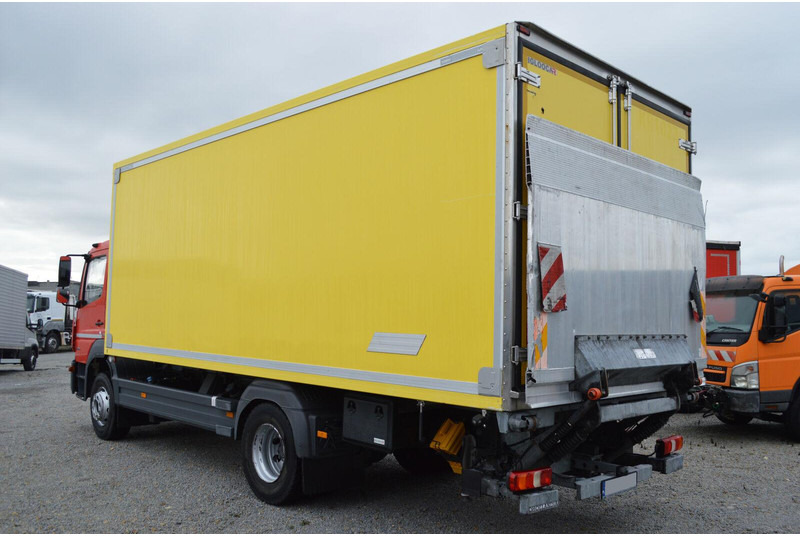 Mercedes-Benz ATEGO 1523 - Caminhão frigorífico: foto 3 Mercedes-Benz ATEGO 1523 - Caminhão frigorífico: foto 3
