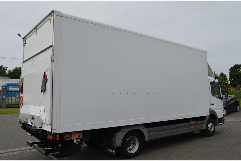 Mercedes-Benz ATEGO 816 CONTAINER+LIFT EURO 5 - Caminhão furgão: foto 4 Mercedes-Benz ATEGO 816 CONTAINER+LIFT EURO 5 - Caminhão furgão: foto 4
