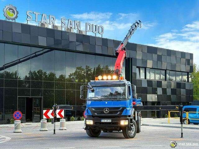 Mercedes-Benz AXOR 1833 4x4 Palfinger PK 22002 EH Crane Winch - Caminhão basculante, Caminhão grua: foto 3 Mercedes-Benz AXOR 1833 4x4 Palfinger PK 22002 EH Crane Winch - Caminhão basculante, Caminhão grua: foto 3