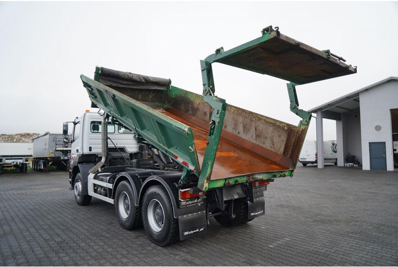 Mercedes-Benz AXOR 2636 - Caminhão basculante: foto 3 Mercedes-Benz AXOR 2636 - Caminhão basculante: foto 3
