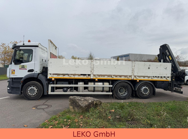 Camião de caixa aberta/ Plataforma, Caminhão grua Mercedes-Benz Antos 2540: foto 6 Camião de caixa aberta/ Plataforma, Caminhão grua Mercedes-Benz Antos 2540: foto 6