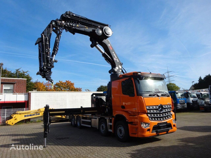 Mercedes-Benz Arocs 3751 - Flatbed+crane - Camião de caixa aberta/ Plataforma, Caminhão grua: foto 4 Mercedes-Benz Arocs 3751 - Flatbed+crane - Camião de caixa aberta/ Plataforma, Caminhão grua: foto 4