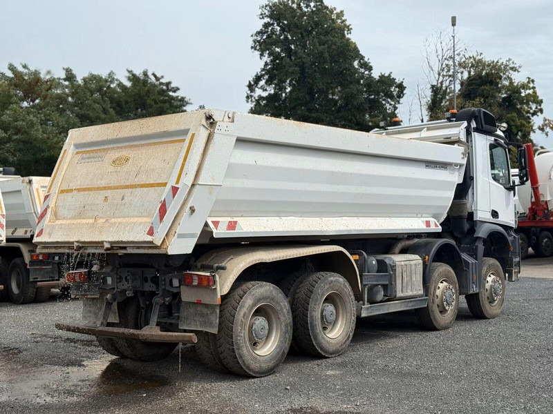 Mercedes-Benz Arocs 4145 - Meiller P436 tipper - Caminhão basculante: foto 2 Mercedes-Benz Arocs 4145 - Meiller P436 tipper - Caminhão basculante: foto 2