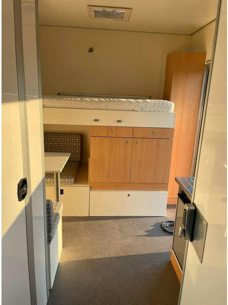 Caminhão para transporte de cavalos Mercedes-Benz Atego 1018 - Horse transporter: foto 11