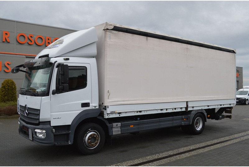 Mercedes-Benz Atego 1230 - Caminhão furgão: foto 2 Mercedes-Benz Atego 1230 - Caminhão furgão: foto 2