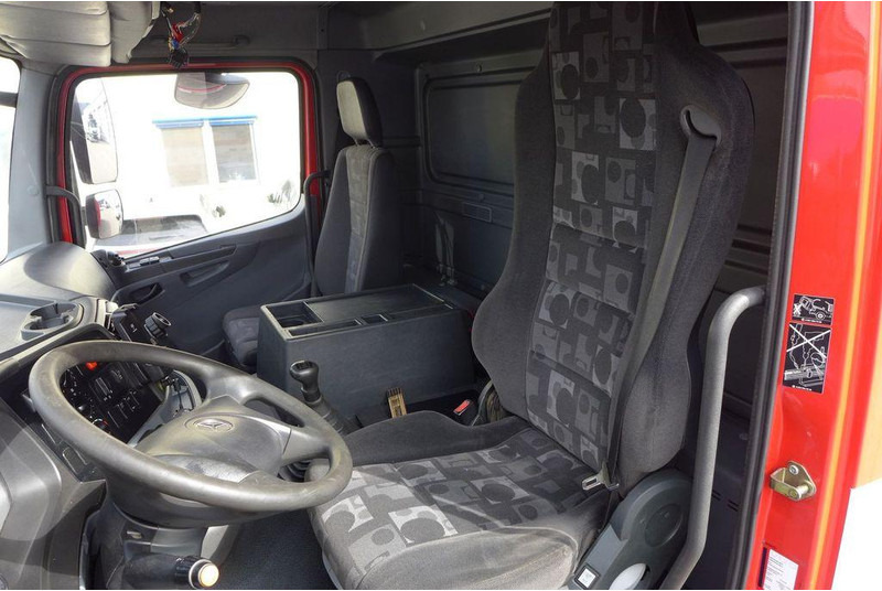 Mercedes-Benz Axor 1826 *Euro5*TÜV*HIAB 099B-2 DUO*1824 1829 - Camião de caixa aberta/ Plataforma, Caminhão grua: foto 5 Mercedes-Benz Axor 1826 *Euro5*TÜV*HIAB 099B-2 DUO*1824 1829 - Camião de caixa aberta/ Plataforma, Caminhão grua: foto 5