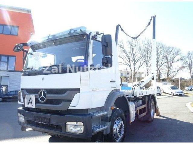 Mercedes-Benz Axor 1833 - Caminhão multibenne: foto 3 Mercedes-Benz Axor 1833 - Caminhão multibenne: foto 3