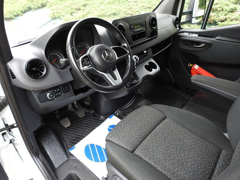 Mercedes-Benz SPRINTER 316 PLANDEKA 10 PALET WEBASTO KLIMATYZACJA TEMPOMAT 16 - Caminhão furgão: foto 2 Mercedes-Benz SPRINTER 316 PLANDEKA 10 PALET WEBASTO KLIMATYZACJA TEMPOMAT 16 - Caminhão furgão: foto 2