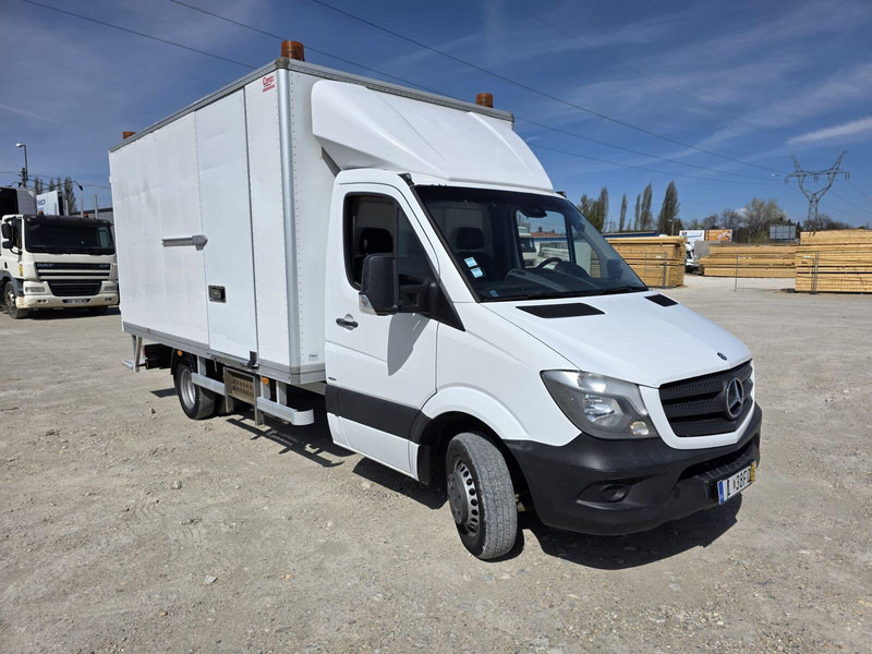 Mercedes-Benz Sprinter 516 CDi - Koffer - Carrinha de contentor: foto 1 Mercedes-Benz Sprinter 516 CDi - Koffer - Carrinha de contentor: foto 1