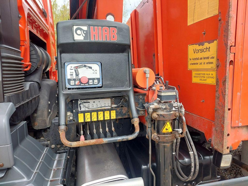 Mercedes-Benz TGS 26.360 FG 6x2, BL, daruval-HIAB 144, Euro5 - Camião de caixa aberta/ Plataforma, Caminhão grua: foto 5 Mercedes-Benz TGS 26.360 FG 6x2, BL, daruval-HIAB 144, Euro5 - Camião de caixa aberta/ Plataforma, Caminhão grua: foto 5