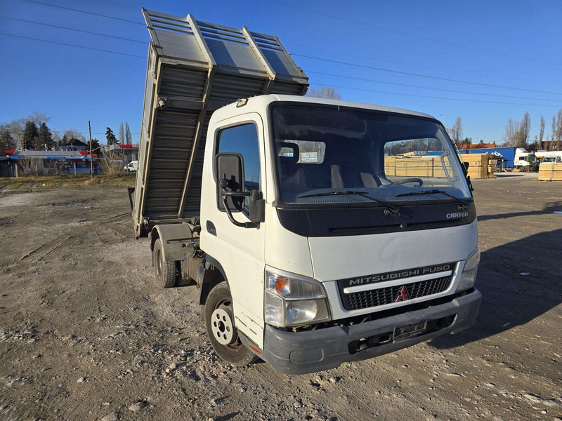 Mitsubishi Canter Fuso 3,0 d - 3 sided Tipper - Furgão basculante: foto 1 Mitsubishi Canter Fuso 3,0 d - 3 sided Tipper - Furgão basculante: foto 1