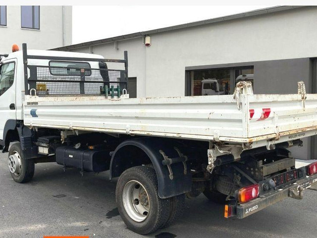 Mitsubishi Fuso 4x4 3 way tipper - Caminhão basculante: foto 3 Mitsubishi Fuso 4x4 3 way tipper - Caminhão basculante: foto 3