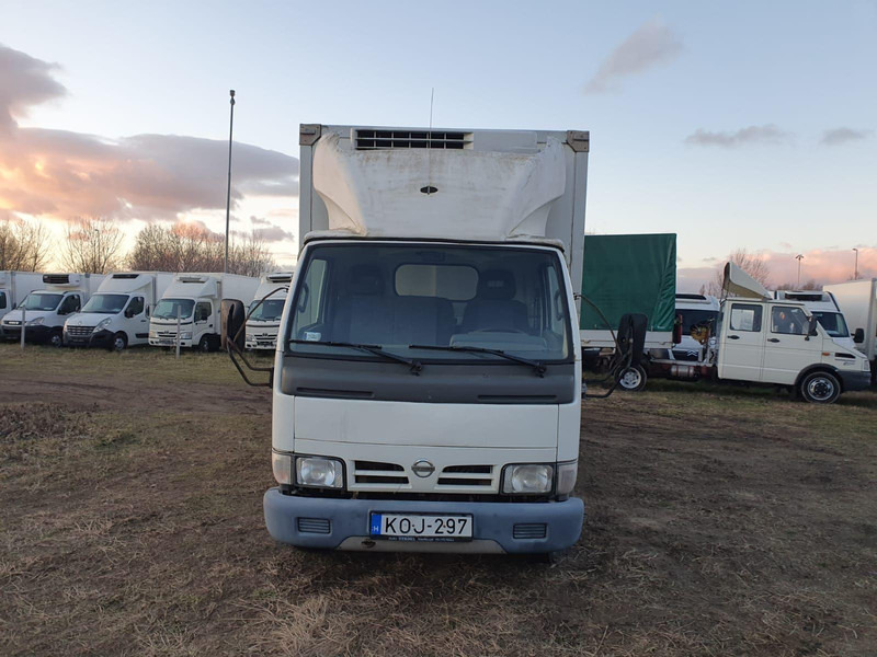 Nissan Cabstar 3,0 TDi - Thermo King V400 Max frigo - Carrinha frigorífica: foto 3 Nissan Cabstar 3,0 TDi - Thermo King V400 Max frigo - Carrinha frigorífica: foto 3