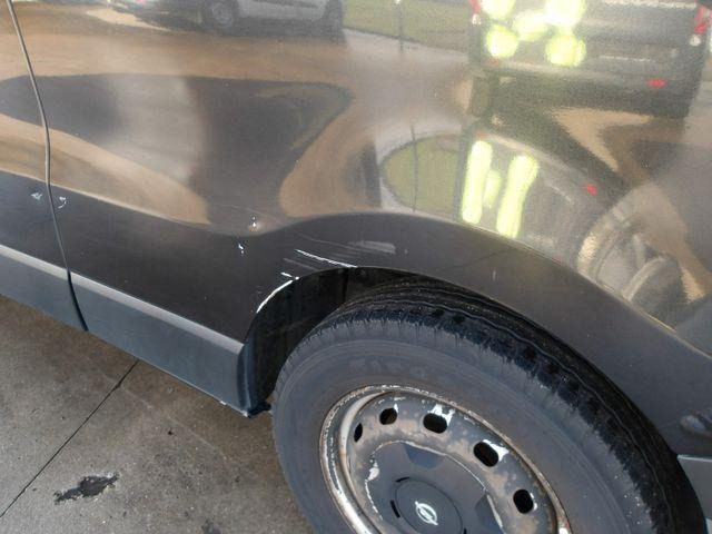 Locação de Opel Vivaro Opel Vivaro: foto 10 Locação de Opel Vivaro Opel Vivaro: foto 10