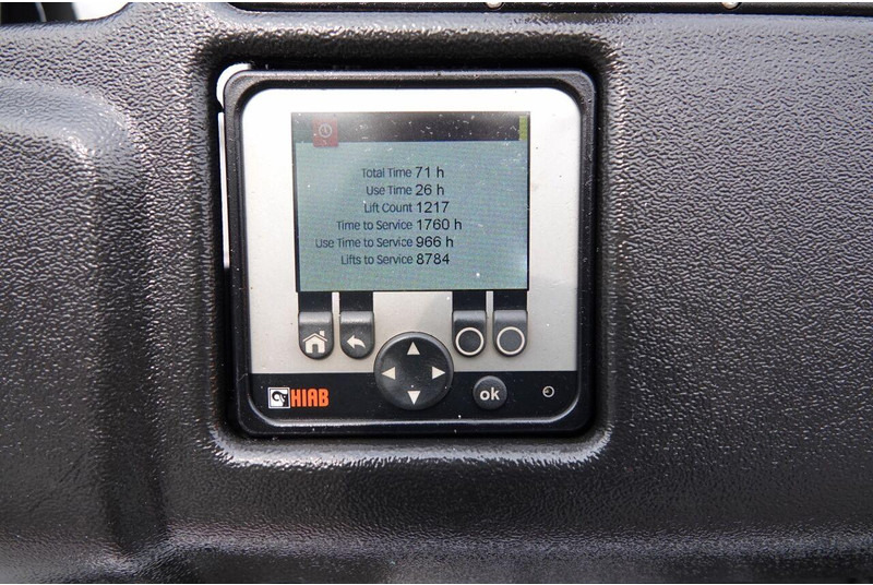 Renault C 380 / 6x2 / SKRZYNIOWY / HDS HIAB 138 B-3 WYSÓW 10,5 M / ROTAT - Caminhão com lona: foto 5 Renault C 380 / 6x2 / SKRZYNIOWY / HDS HIAB 138 B-3 WYSÓW 10,5 M / ROTAT - Caminhão com lona: foto 5