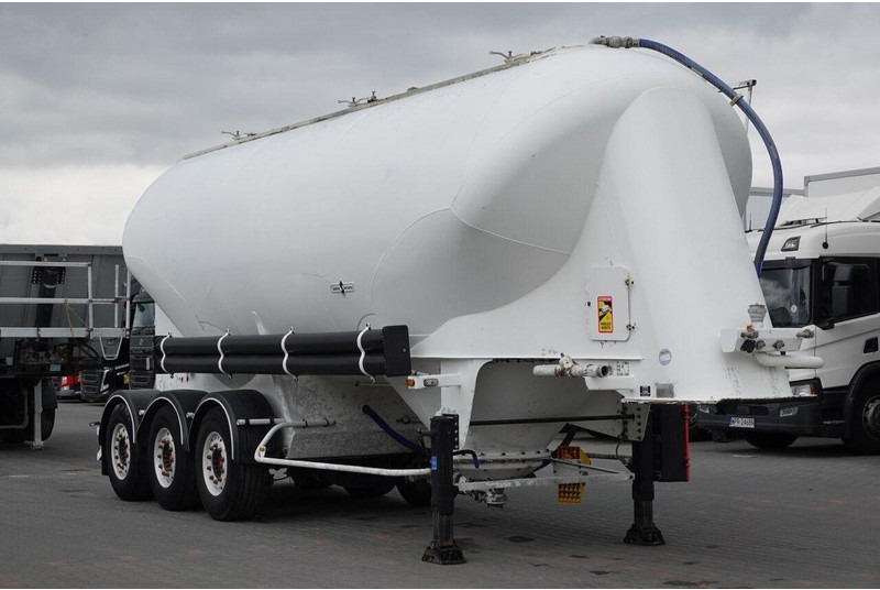 SPITZER CEMENTONACZEPA / 37 000 L / SILOS / 3 KOMORY / OSIE SAF / ALUFEL - Semirreboque silo: foto 1 SPITZER CEMENTONACZEPA / 37 000 L / SILOS / 3 KOMORY / OSIE SAF / ALUFEL - Semirreboque silo: foto 1