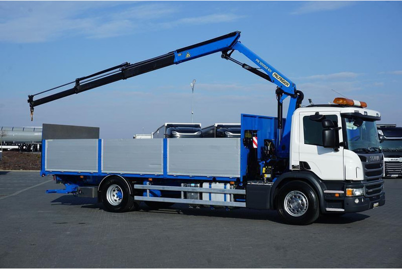 Scania P 250 / ACC / SKRZYNIOWY + HDS + WINDA / PALFINGER PK 12 002 - E - Camião de caixa aberta/ Plataforma, Caminhão grua: foto 4 Scania P 250 / ACC / SKRZYNIOWY + HDS + WINDA / PALFINGER PK 12 002 - E - Camião de caixa aberta/ Plataforma, Caminhão grua: foto 4
