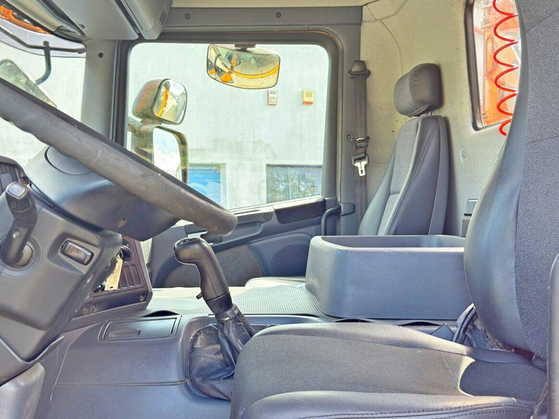 Caminhão basculante Scania P 380 Kipper * 8x4 * TOPZUSTAND: foto 8 Caminhão basculante Scania P 380 Kipper * 8x4 * TOPZUSTAND: foto 8