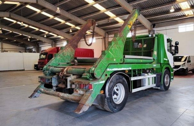 Scania P360 Hyvalift - Caminhão multibenne: foto 3 Scania P360 Hyvalift - Caminhão multibenne: foto 3