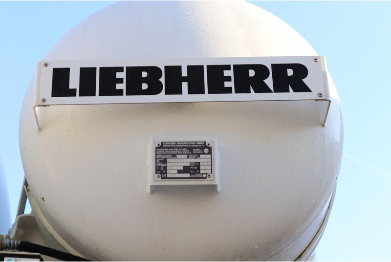 Scania P410 EURO6 Liebherr 9m3 TÜV Neu - Caminhão betoneira: foto 5 Scania P410 EURO6 Liebherr 9m3 TÜV Neu - Caminhão betoneira: foto 5