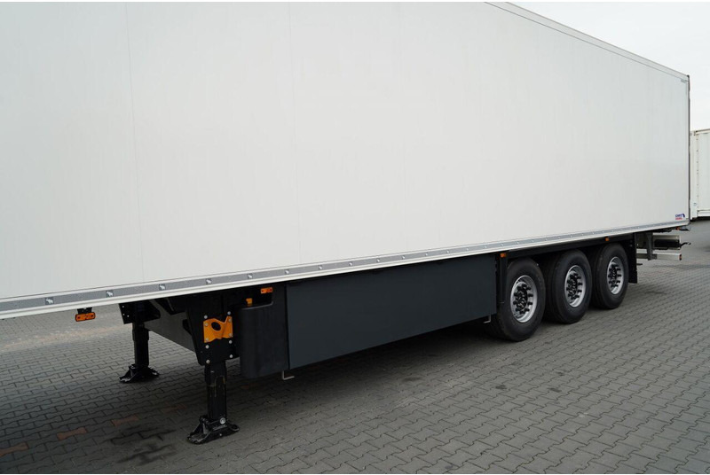 Semireboque frigorífico nuevo Schmitz Cargobull / CHŁODNIA / THERMO KING SLX 300 / DOPPELSTOCK / NOWA / 2025 ROK: foto 10 Semireboque frigorífico nuevo Schmitz Cargobull / CHŁODNIA / THERMO KING SLX 300 / DOPPELSTOCK / NOWA / 2025 ROK: foto 10