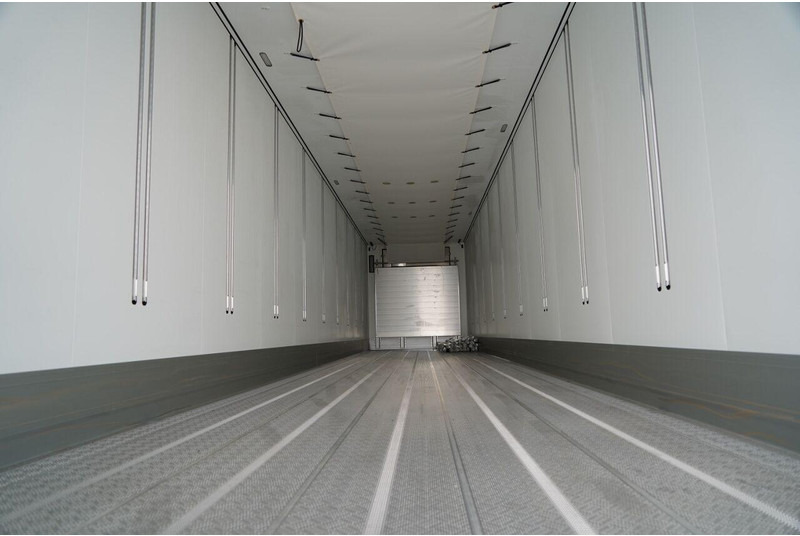 Semireboque frigorífico nuevo Schmitz Cargobull / CHŁODNIA / THERMO KING SLX 300 / DOPPELSTOCK / NOWA / 2025 ROK: foto 16 Semireboque frigorífico nuevo Schmitz Cargobull / CHŁODNIA / THERMO KING SLX 300 / DOPPELSTOCK / NOWA / 2025 ROK: foto 16