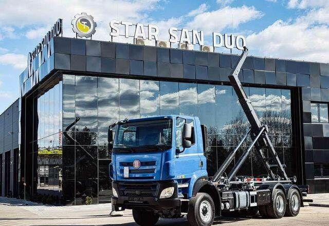 Tatra T158 PHOENIX 6x6 Euro 6 - Caminhão polibenne, Caminhão grua: foto 1 Tatra T158 PHOENIX 6x6 Euro 6 - Caminhão polibenne, Caminhão grua: foto 1