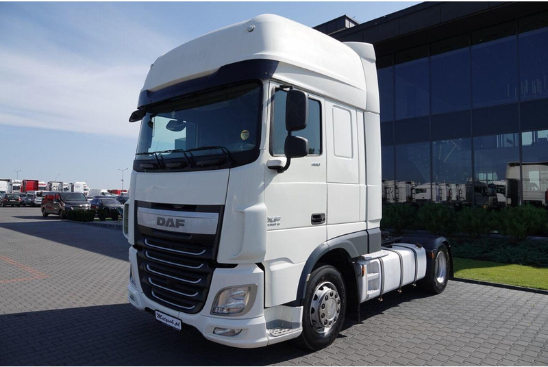 DAF XF 460 / MANUAL / STANDARD / SUPER SPACE CAB / EURO 6 - Tractor: foto 5 DAF XF 460 / MANUAL / STANDARD / SUPER SPACE CAB / EURO 6 - Tractor: foto 5