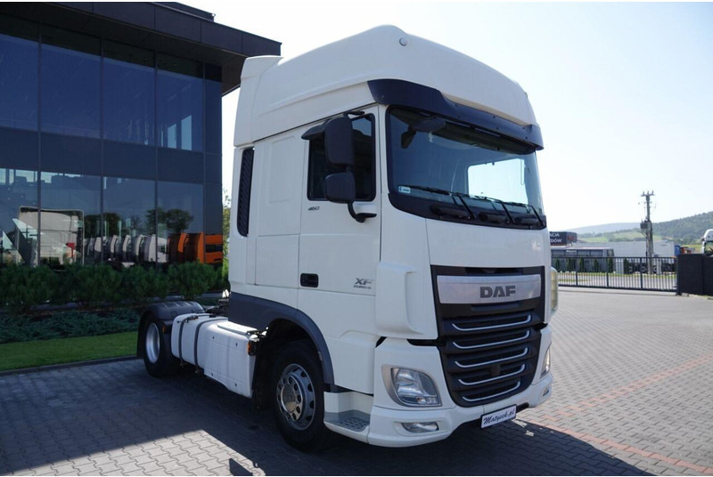 DAF XF 460 / MANUAL / STANDARD / SUPER SPACE CAB / EURO 6 - Tractor: foto 2 DAF XF 460 / MANUAL / STANDARD / SUPER SPACE CAB / EURO 6 - Tractor: foto 2
