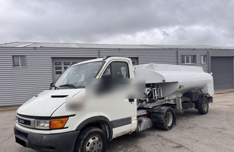 Iveco 35C15 - Tractor: foto 1 Iveco 35C15 - Tractor: foto 1