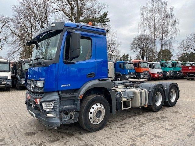 Mercedes-Benz AROCS 2643 6X4 EURO 6 SATTELZUG - Tractor: foto 3 Mercedes-Benz AROCS 2643 6X4 EURO 6 SATTELZUG - Tractor: foto 3