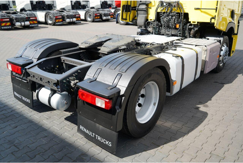 Tractor Renault T 440: foto 15 Tractor Renault T 440: foto 15