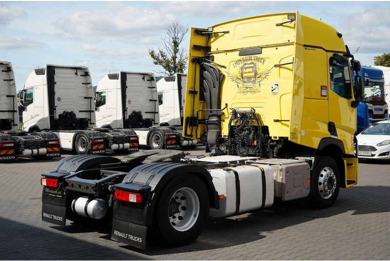 Tractor Renault T 440: foto 8 Tractor Renault T 440: foto 8