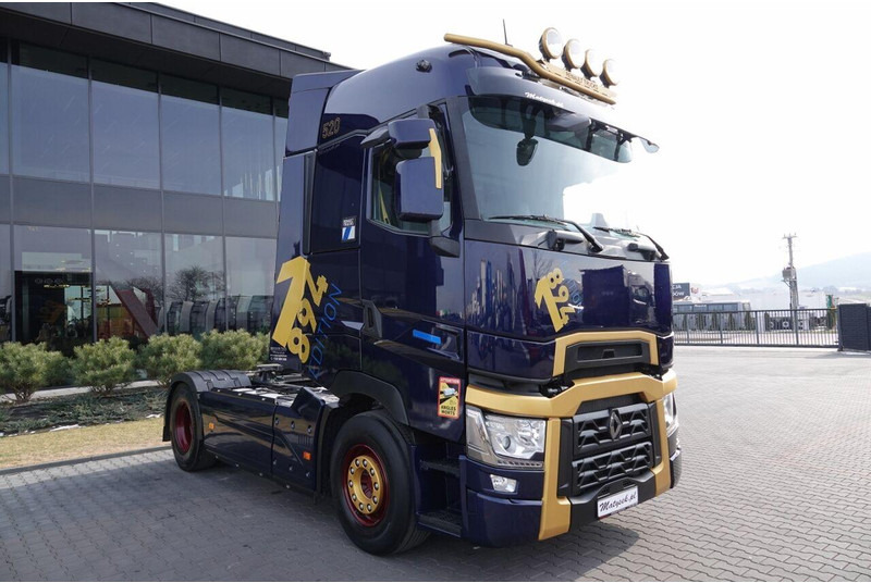 Renault T 520 / EDYCJA LIMITOWANA - 1894 / FULL AIRMATIC / I-PARK COOL / - Tractor: foto 4 Renault T 520 / EDYCJA LIMITOWANA - 1894 / FULL AIRMATIC / I-PARK COOL / - Tractor: foto 4