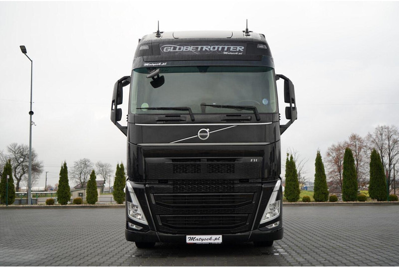 Volvo FH 460 / 6x2 / FIRANKA- 7,7 m / DACH PODNOSZONY / I-SAVE / KLIM - Caminhão com lona: foto 2 Volvo FH 460 / 6x2 / FIRANKA- 7,7 m / DACH PODNOSZONY / I-SAVE / KLIM - Caminhão com lona: foto 2