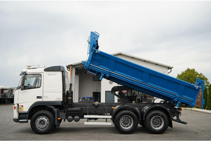 Volvo FM 360 / 6x4 / WYWROTKA DWUSTRONNA / HYDROBURTA / MANUAL / SPROW - Caminhão basculante: foto 3 Volvo FM 360 / 6x4 / WYWROTKA DWUSTRONNA / HYDROBURTA / MANUAL / SPROW - Caminhão basculante: foto 3