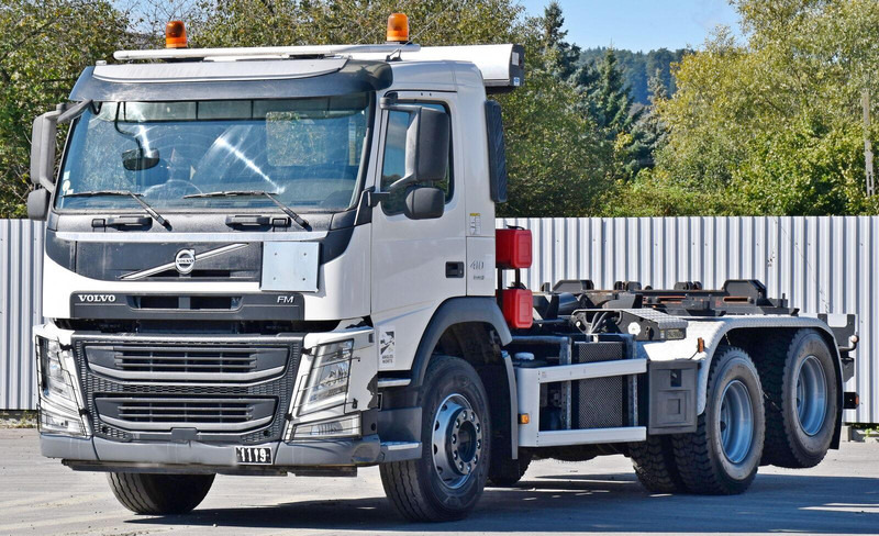 Volvo FM 410 * Abrollkipper * TOPZUSTAND / 6x4 - Caminhão polibenne: foto 4 Volvo FM 410 * Abrollkipper * TOPZUSTAND / 6x4 - Caminhão polibenne: foto 4