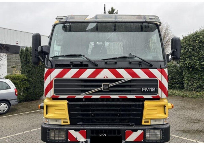 Volvo FM12 6x6 Hook lift - Caminhão polibenne: foto 2 Volvo FM12 6x6 Hook lift - Caminhão polibenne: foto 2