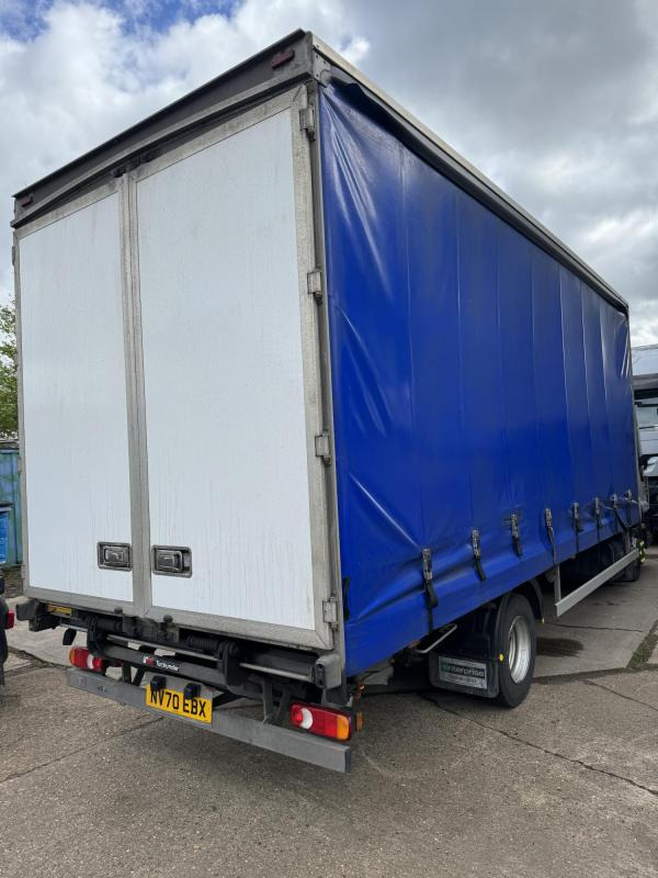 IVECO 75.160 Eurocargo 7.5 Ton Curtainside - Caminhão com lona: foto 3 IVECO 75.160 Eurocargo 7.5 Ton Curtainside - Caminhão com lona: foto 3
