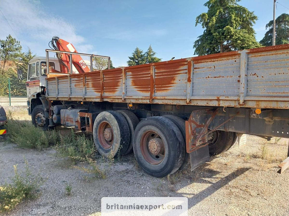 DAF 2700 ATI 6x4 26 Ton Sideways Tipper with HMF 820 Crane | Export Ready. - Caminhão basculante, Caminhão grua: foto 5 DAF 2700 ATI 6x4 26 Ton Sideways Tipper with HMF 820 Crane | Export Ready. - Caminhão basculante, Caminhão grua: foto 5