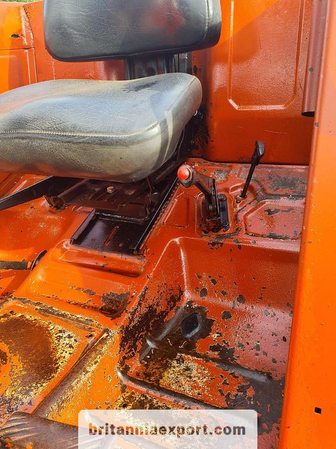 Trator FIAT 780 | 4 cylinder | Oil brakes | Power steering: foto 10