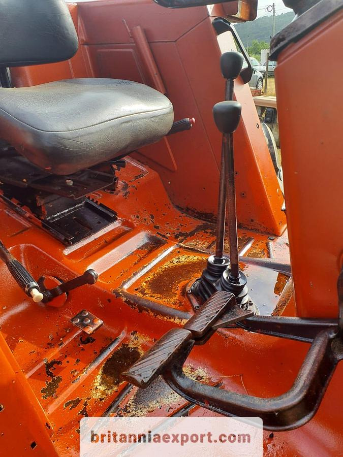 Trator FIAT 780 | 4 cylinder | Oil brakes | Power steering: foto 5