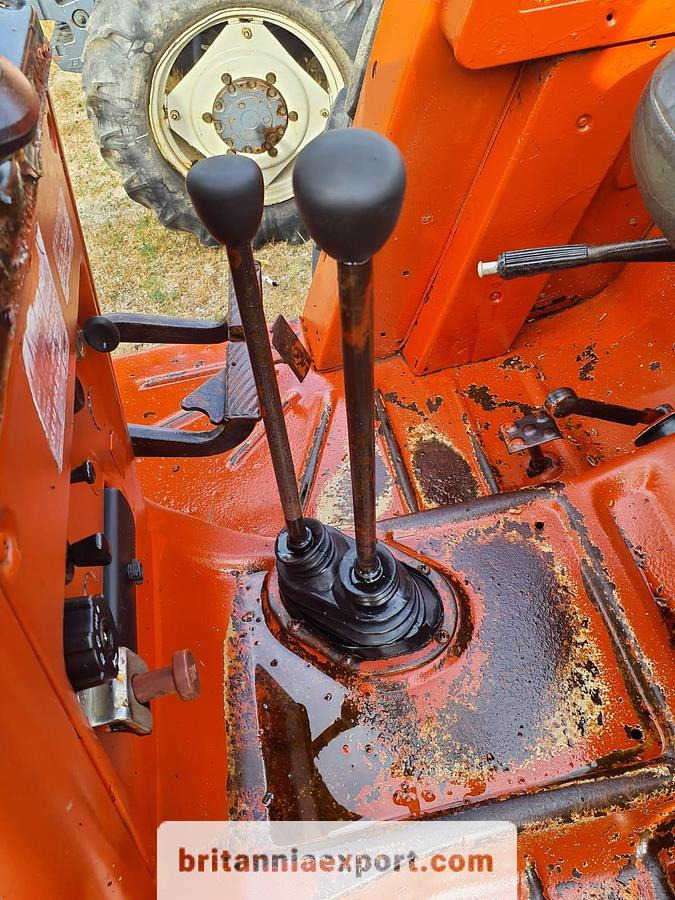 Trator FIAT 780 | 4 cylinder | Oil brakes | Power steering: foto 8