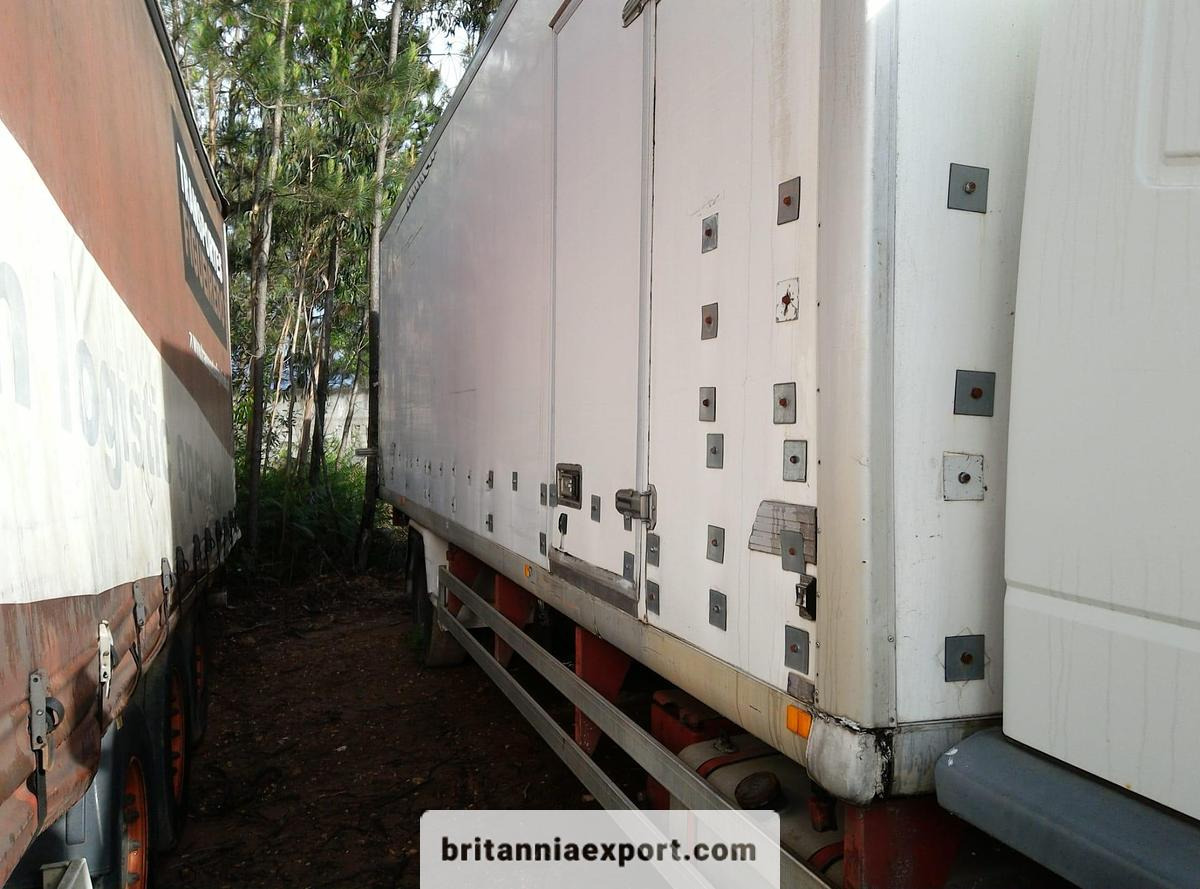 IVECO Eurotech 190E27 | Euro 2 | 19 Ton | Choice of 3 | - Caminhão frigorífico: foto 5 IVECO Eurotech 190E27 | Euro 2 | 19 Ton | Choice of 3 | - Caminhão frigorífico: foto 5