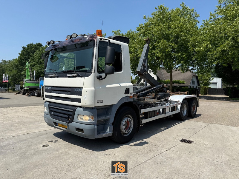 DAF FAN CF 85 360 - AUTOMATIC - HOOK - NL TOP TRUCK - Caminhão polibenne: foto 1 DAF FAN CF 85 360 - AUTOMATIC - HOOK - NL TOP TRUCK - Caminhão polibenne: foto 1