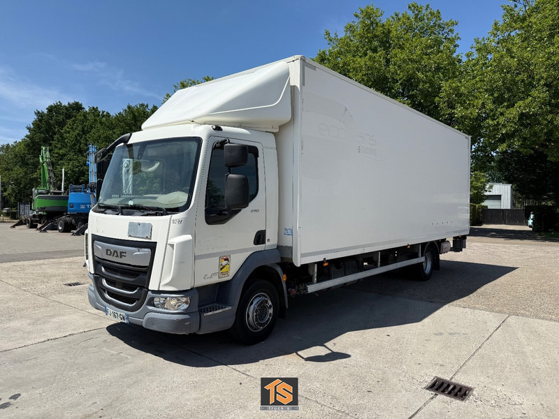 DAF LF 210 12TON - AUTOMATIC - LADEBORDWAND - APK/TUV 12/2025 - TOP TRUCK - Caminhão furgão: foto 1 DAF LF 210 12TON - AUTOMATIC - LADEBORDWAND - APK/TUV 12/2025 - TOP TRUCK - Caminhão furgão: foto 1