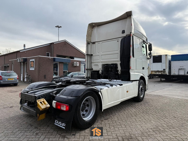 DAF FT XF 106.460 SSC RETARDER - KLIMA - 2 TANKS - GERMAN TRUCK - Tractor: foto 4 DAF FT XF 106.460 SSC RETARDER - KLIMA - 2 TANKS - GERMAN TRUCK - Tractor: foto 4