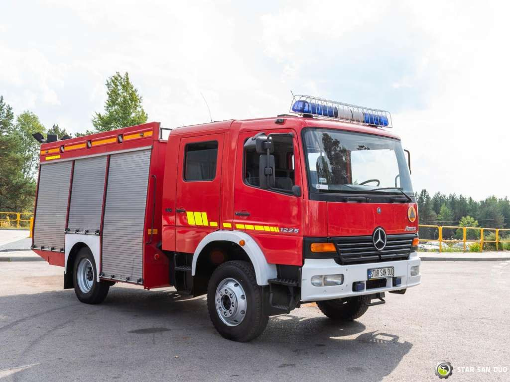 Mercedes-Benz  4x4 ATEGO 1225 CNBOP Fire Brigade - Caminhão: foto 2 Mercedes-Benz  4x4 ATEGO 1225 CNBOP Fire Brigade - Caminhão: foto 2